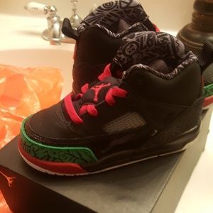 Jordan's for tolders